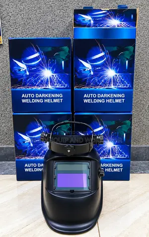 Auto-Darkening Welding Helmet