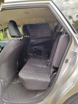 Toyota Ractis 2013 Silver