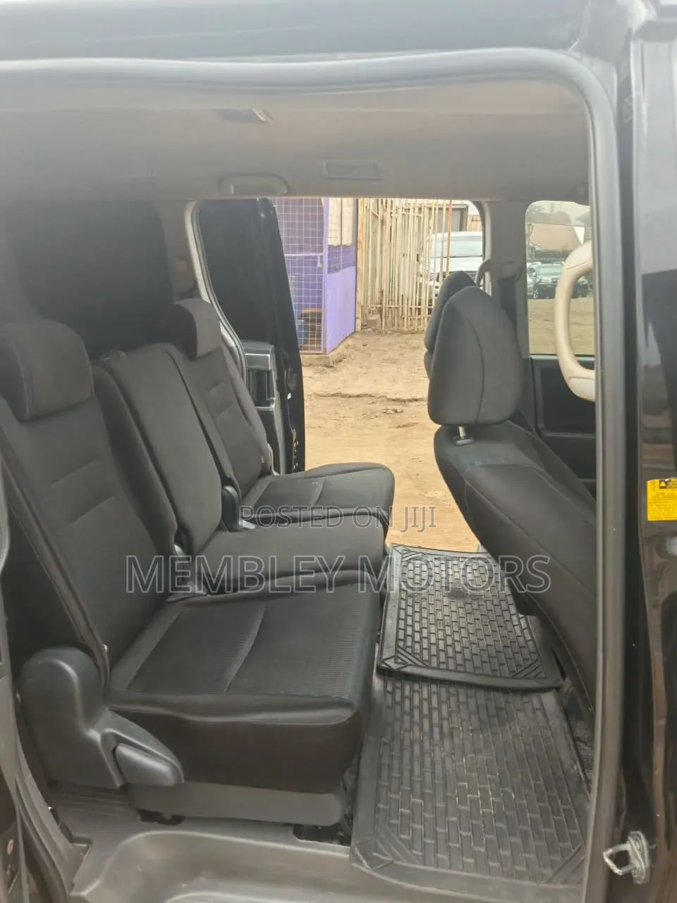 Toyota Voxy V 2WD 8-Seater 2009 Black