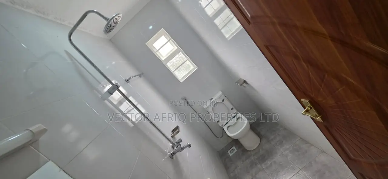 3bdrm Bungalow in Acacia, Kitengela for rent