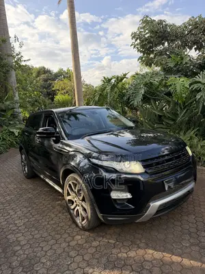 Land Rover Range Rover Evoque Dynamic 4dr SUV AWD (2.0L 4cyl Turbo 9A)