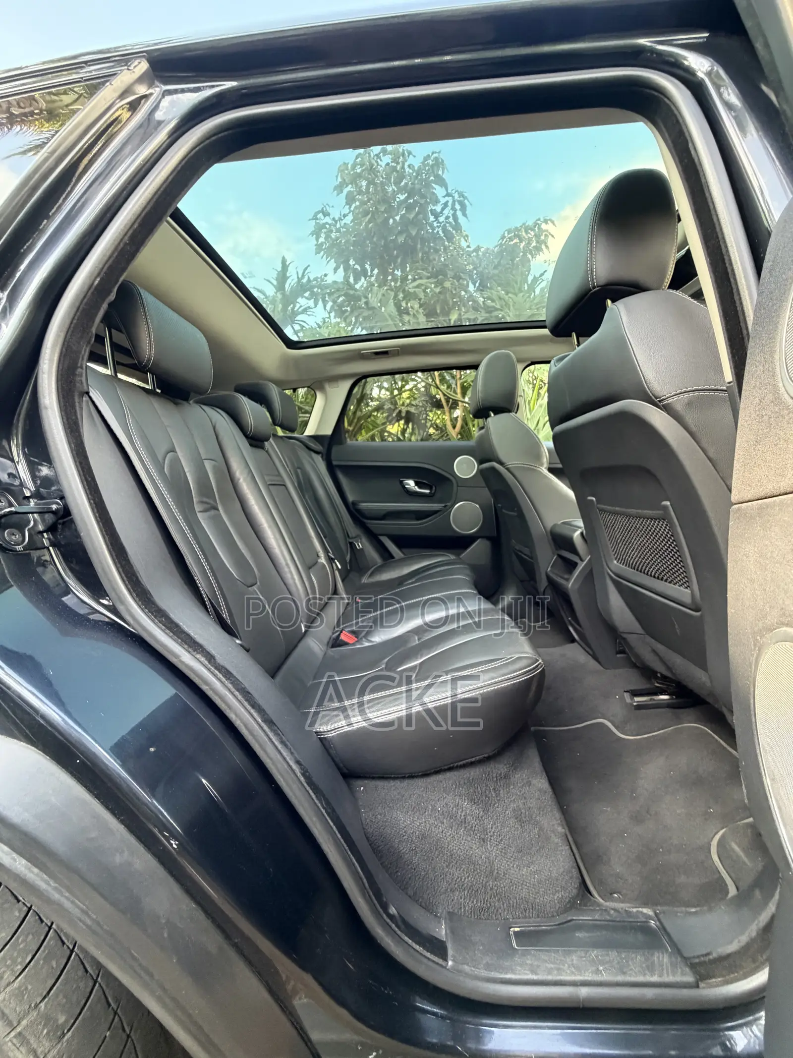 Land Rover Range Rover Evoque Dynamic 4dr SUV AWD (2.0L 4cyl Turbo 9A)