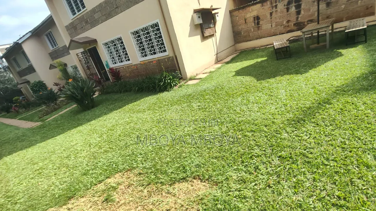 18bdrm House in Parklands/Highridge for Rent