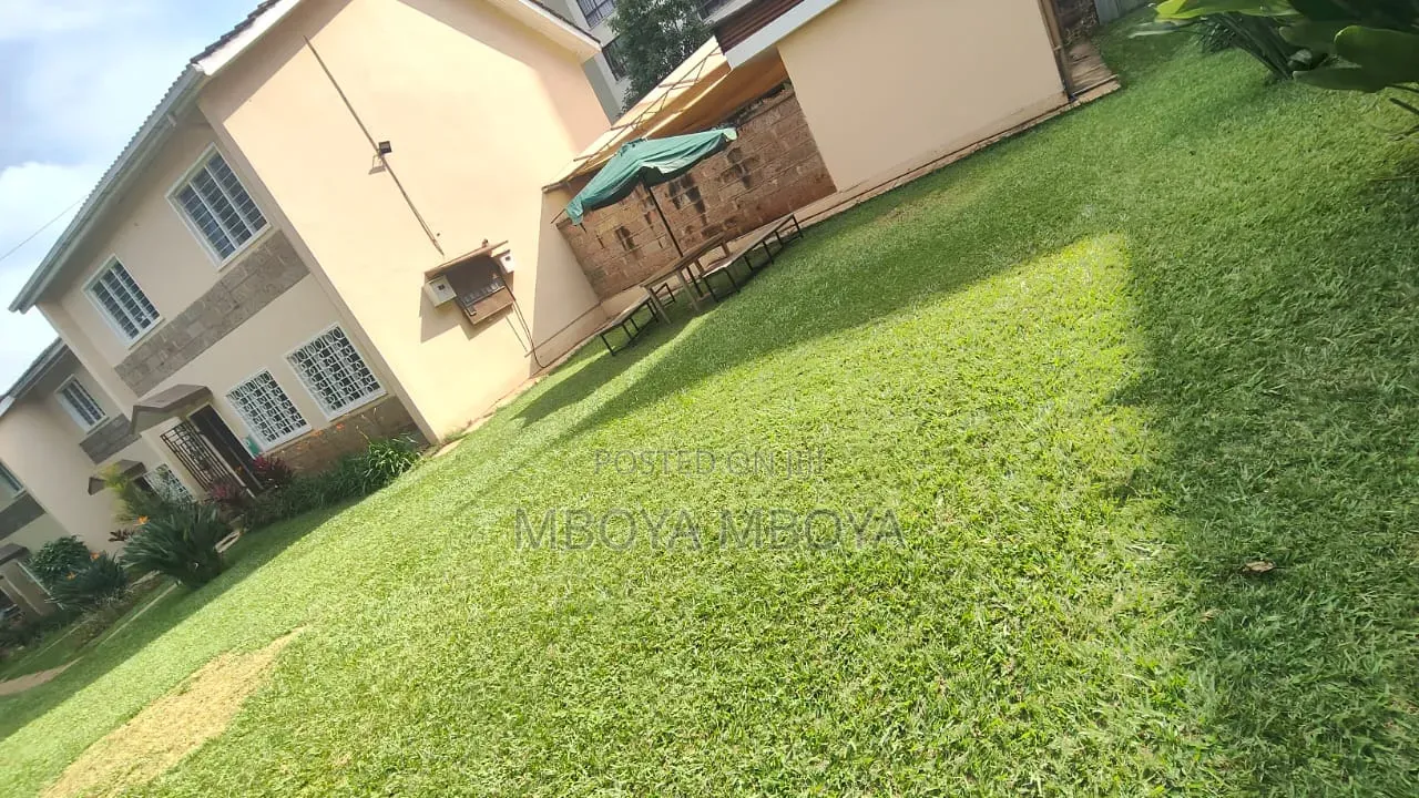 18bdrm House in Parklands/Highridge for Rent
