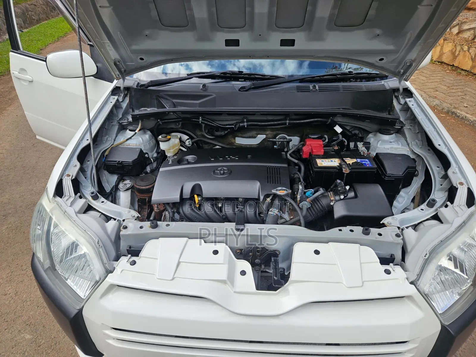 Toyota Probox 1.5 GL 4WD 2020 White