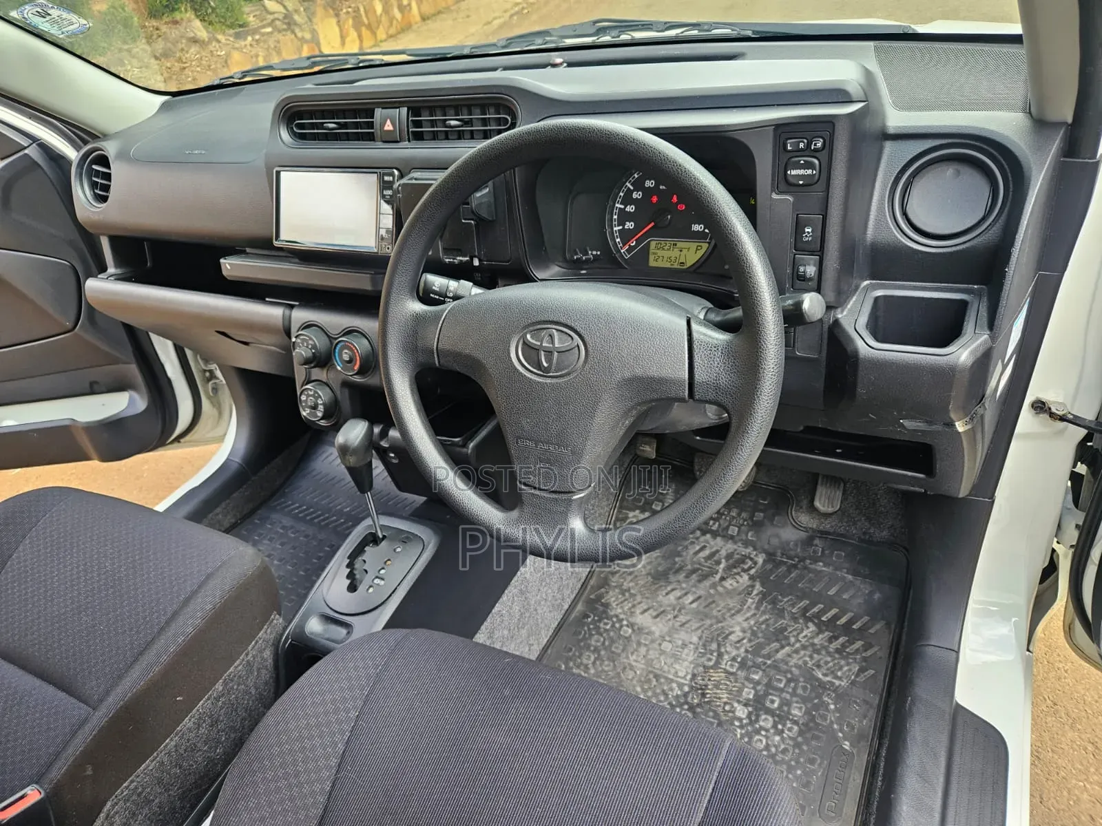 Toyota Probox 1.5 GL 4WD 2020 White