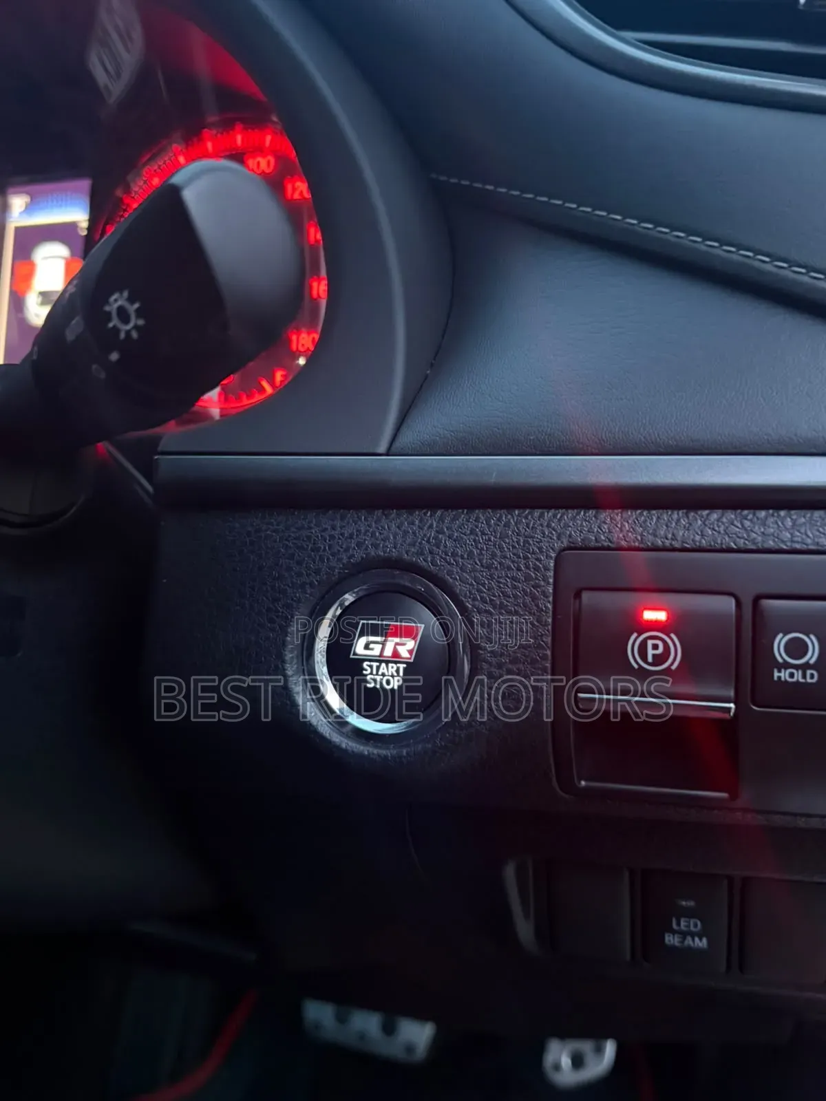 Toyota Harrier 2.0 Turbo GR Sport 2019 White