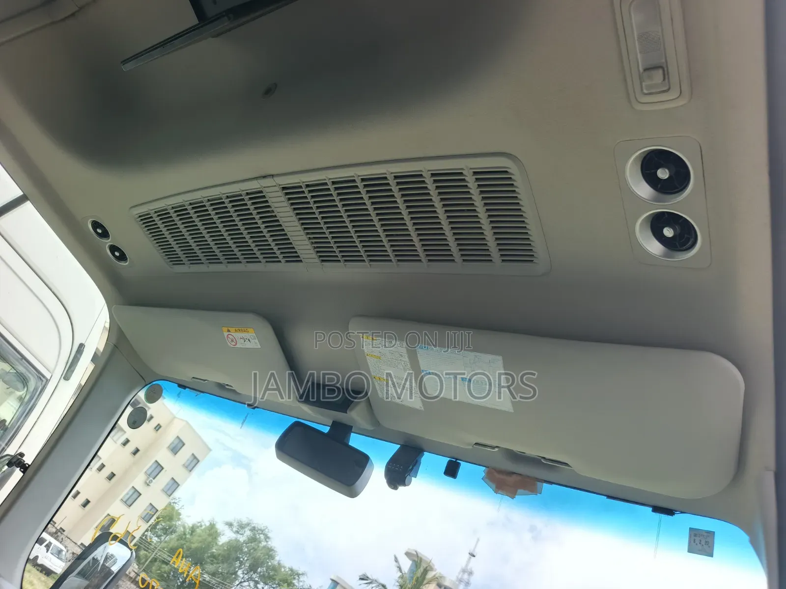 Toyota Coaster 2020