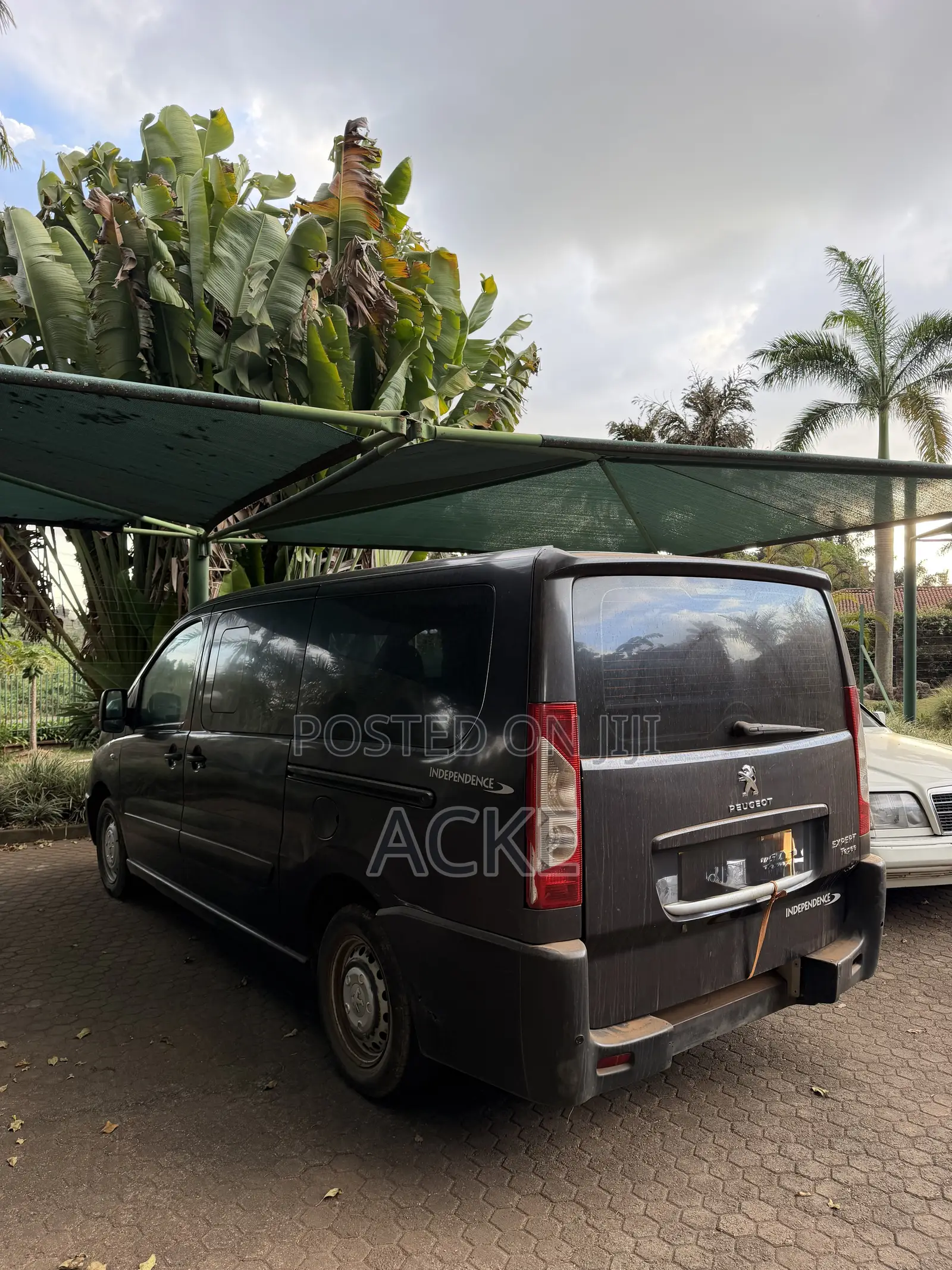 Peugeot Expert 2014 Black