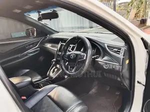 Toyota Harrier 2.0 2017 White