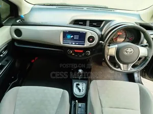 Toyota Vitz 2013 Gray
