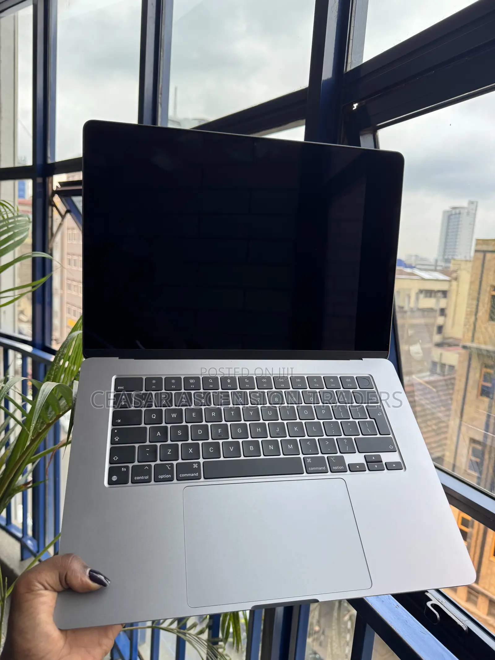 Laptop Apple MacBook Air 2024 M3 16GB Apple M3 Max SSD 1T