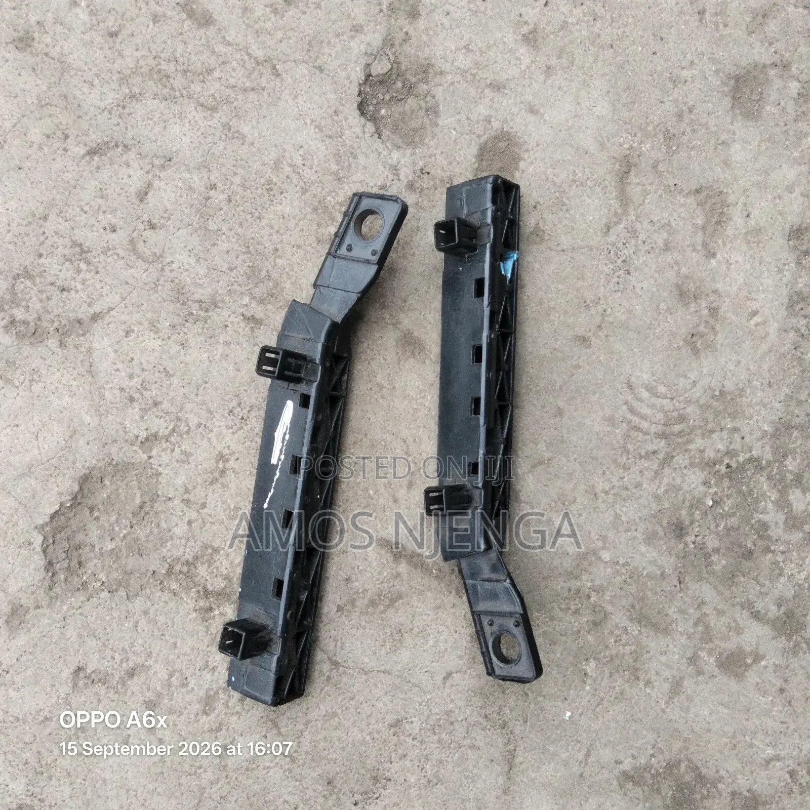 Nisan Tiida Bumper Slides