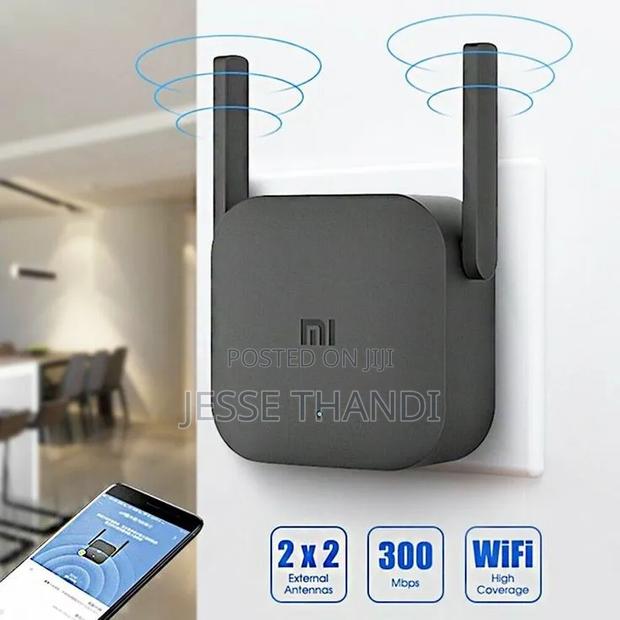 Xiaomi WiFi Extender Pro - main view