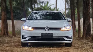 Volkswagen Golf 1.4T S FWD 2019 White