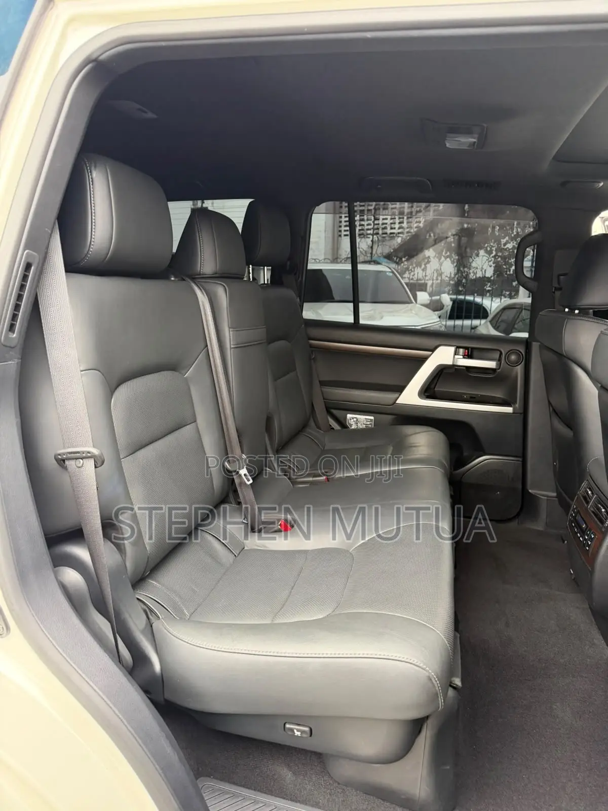 Toyota Land Cruiser 4.6 V8 ZX 2020 White