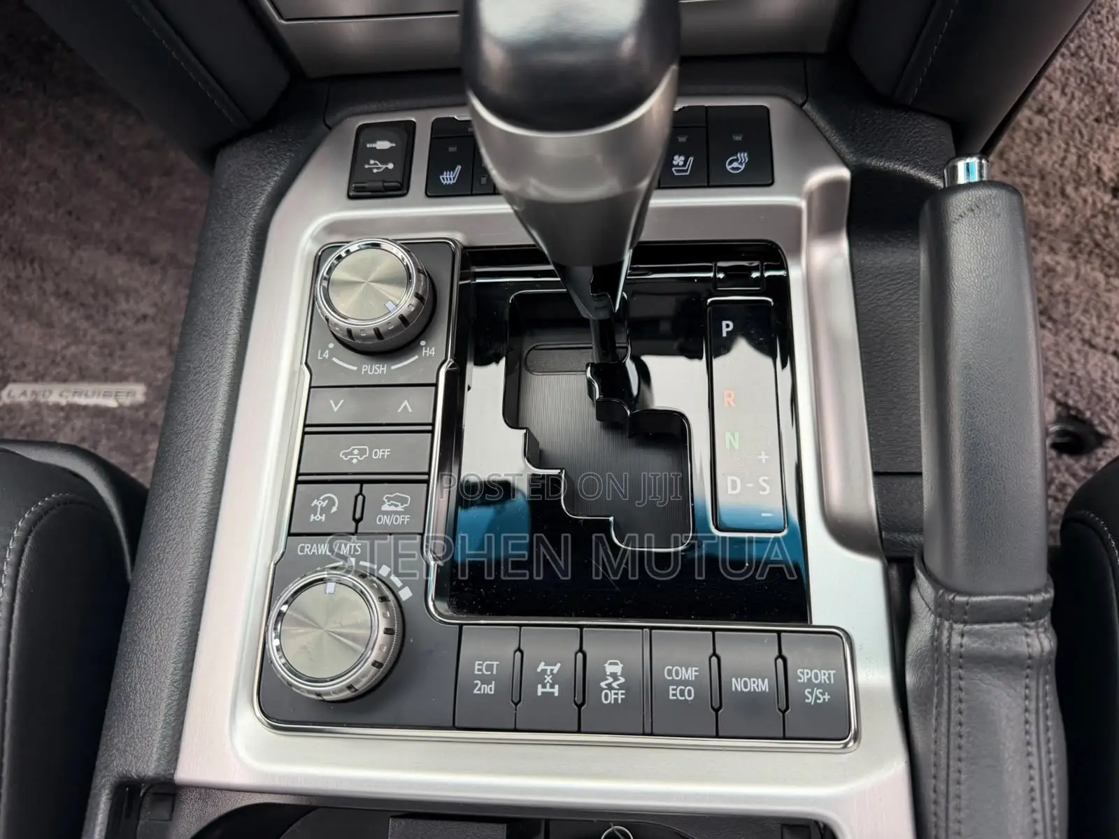 Toyota Land Cruiser 4.6 V8 ZX 2020 White