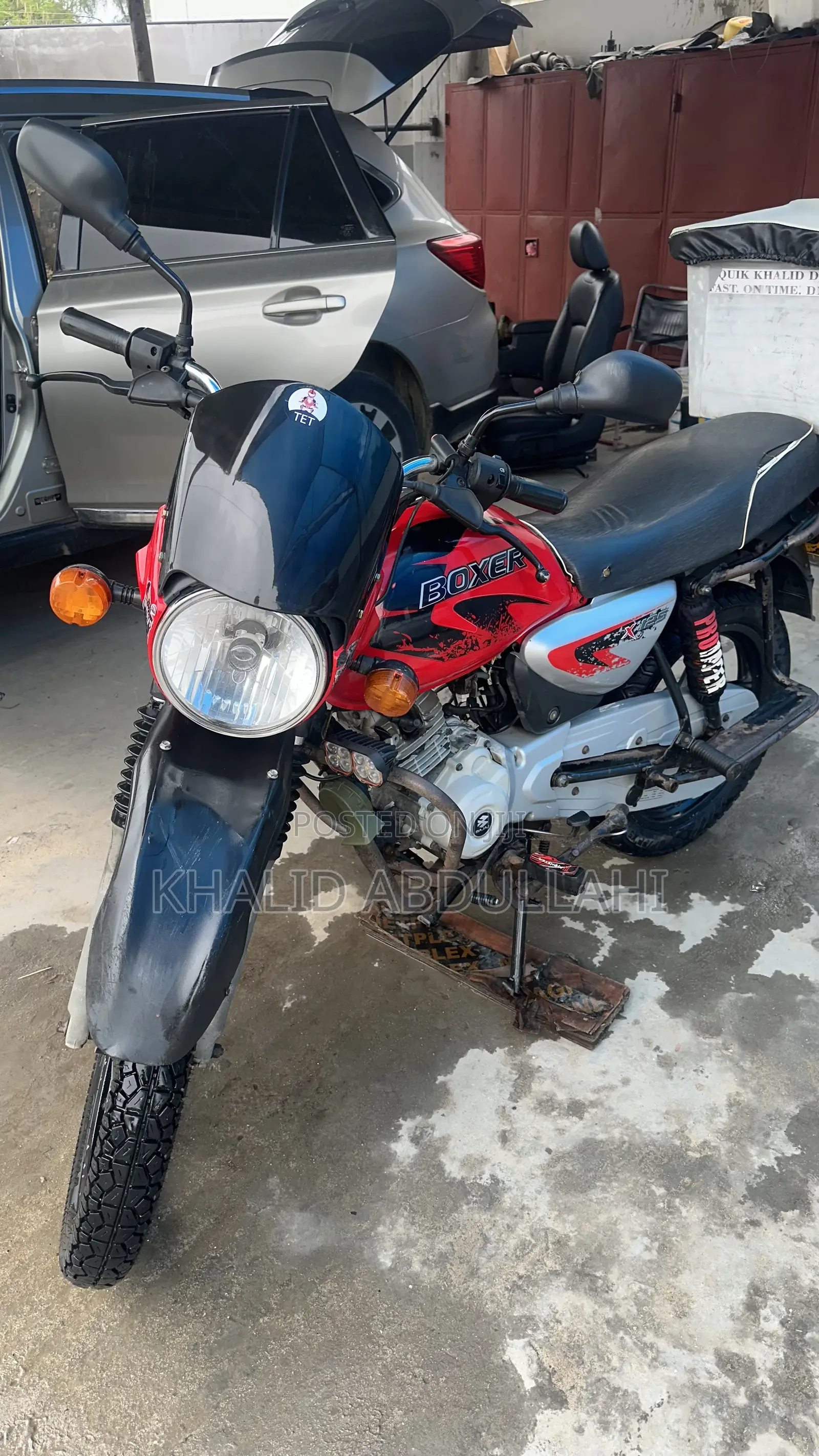 Bajaj Boxer 125 2023 Red