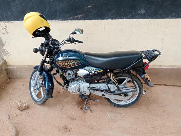 TVS HLX 125 2022 Gold - thumbnail 3