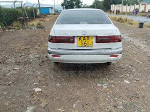 Toyota Premio 2001 White