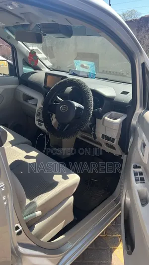 Daihatsu Move 2018 Silver