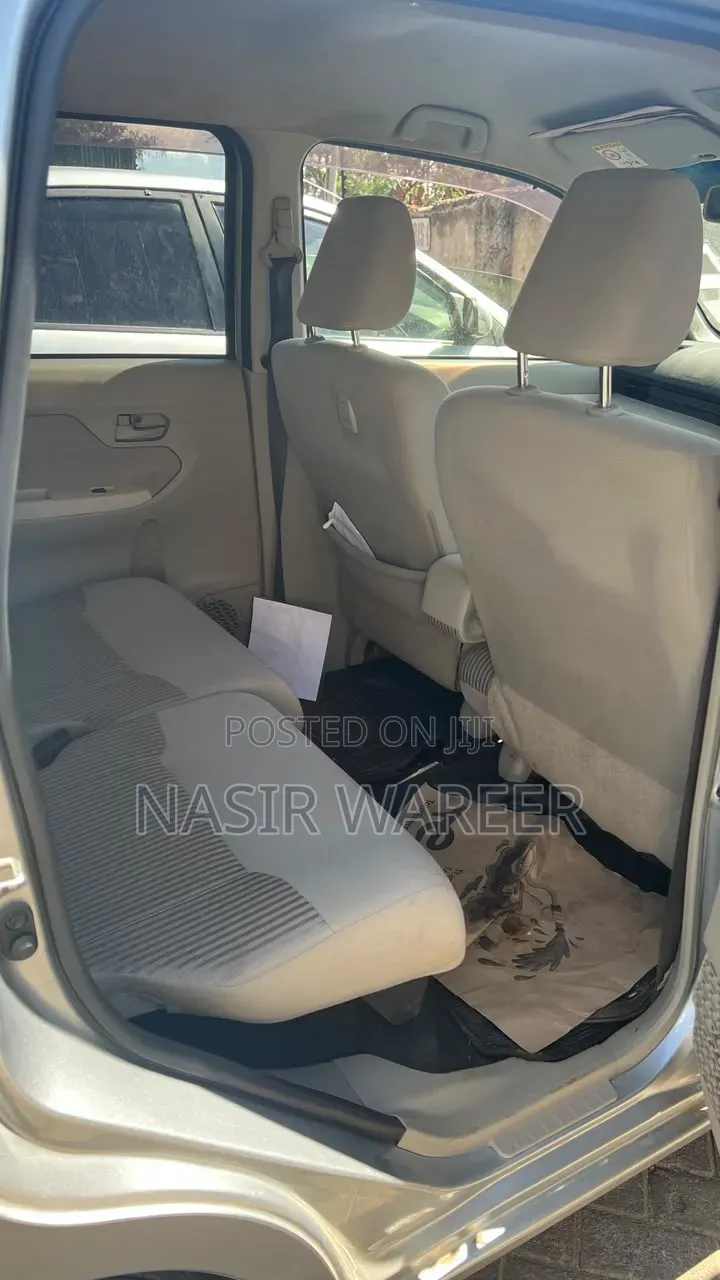 Daihatsu Move 2018 Silver
