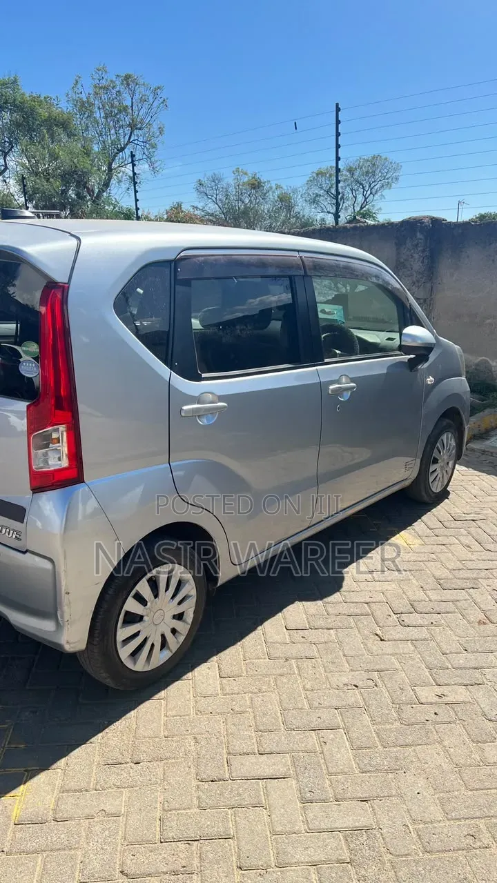 Daihatsu Move 2018 Silver
