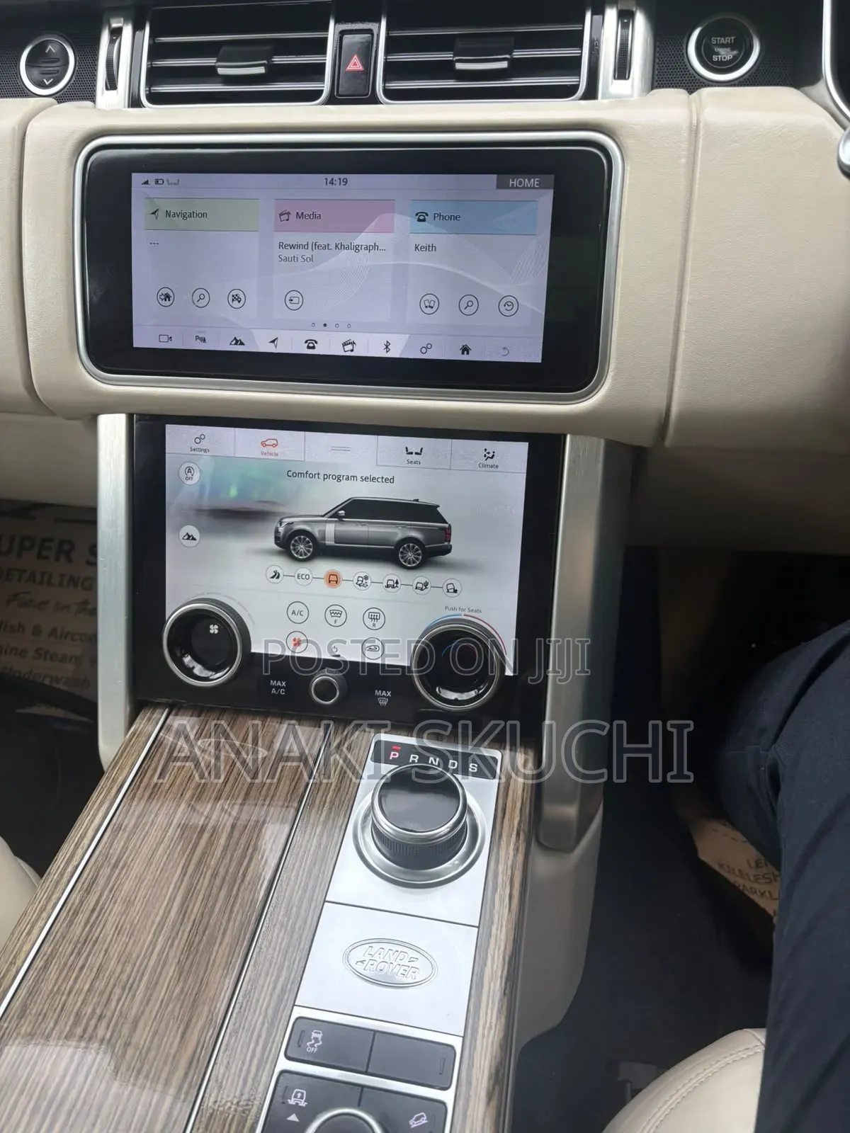 Land Rover Range Rover Vogue 2019 Black