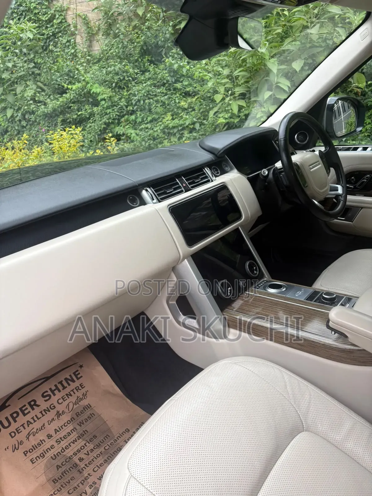 Land Rover Range Rover Vogue 2019 Black