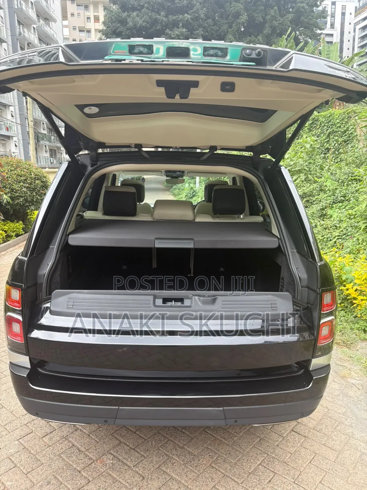 Land Rover Range Rover Vogue 2019 Black