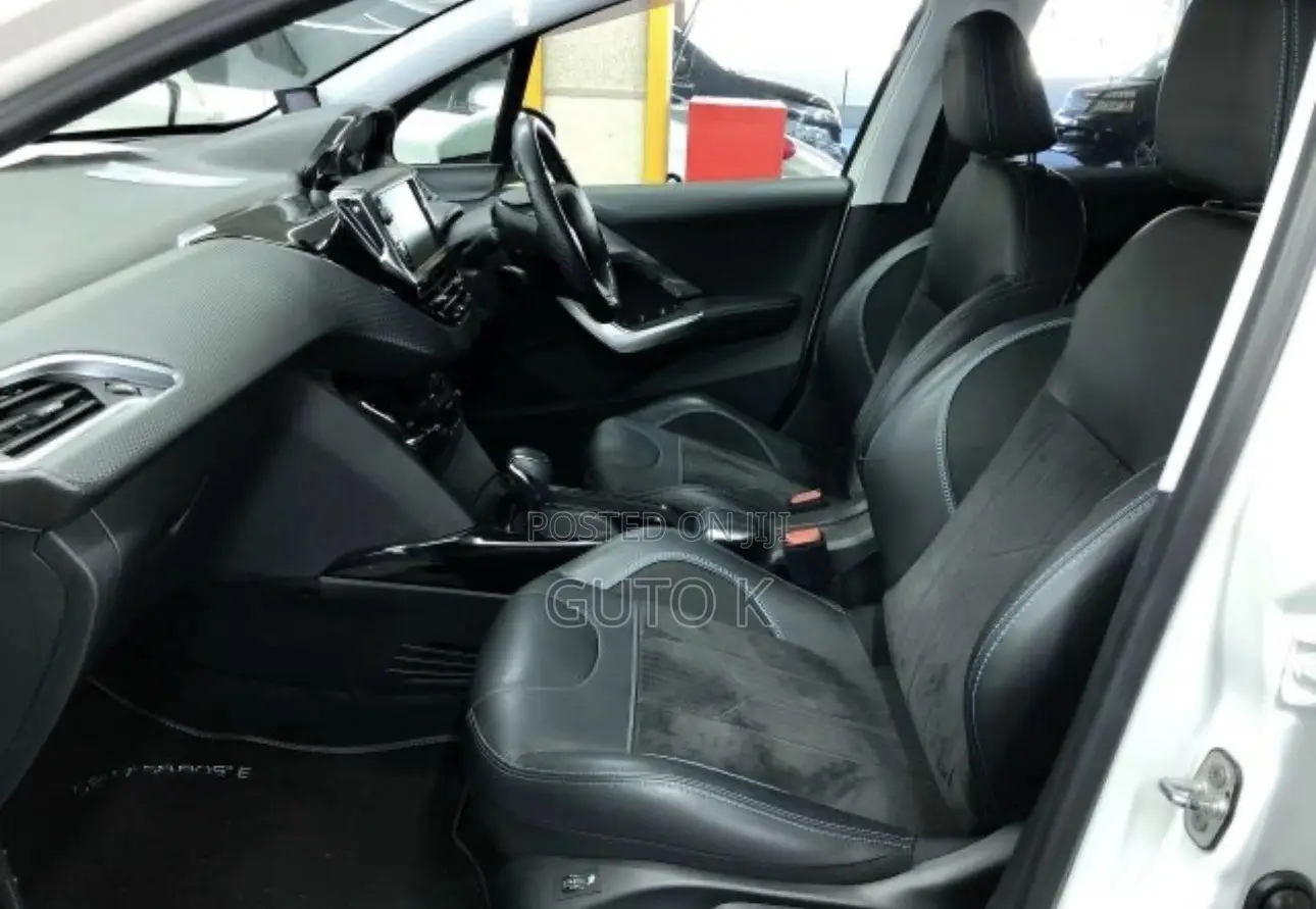 Peugeot 2008 1.2 PureTech (110 Hp) 2019 White
