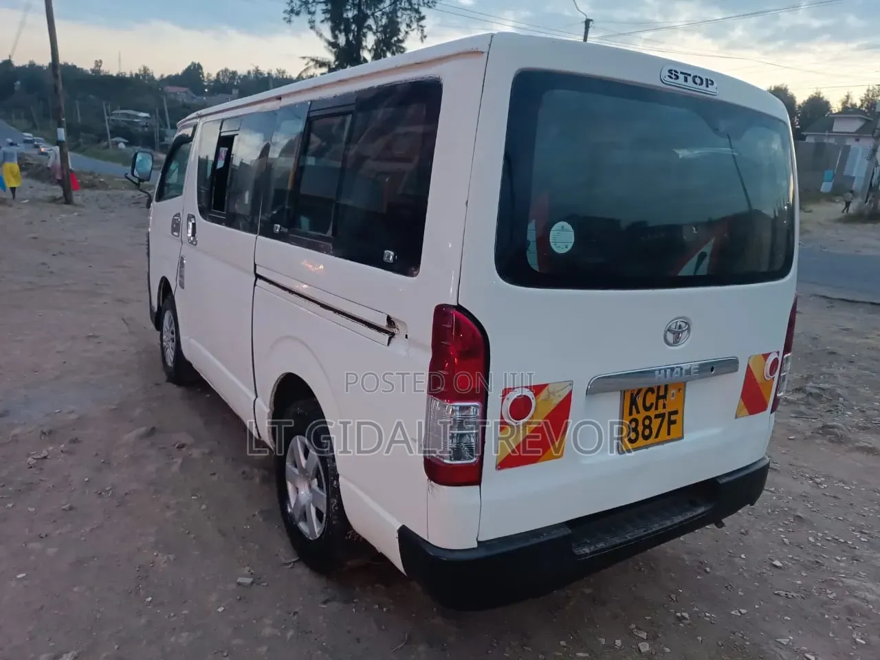 Toyota HiAce 2010 White