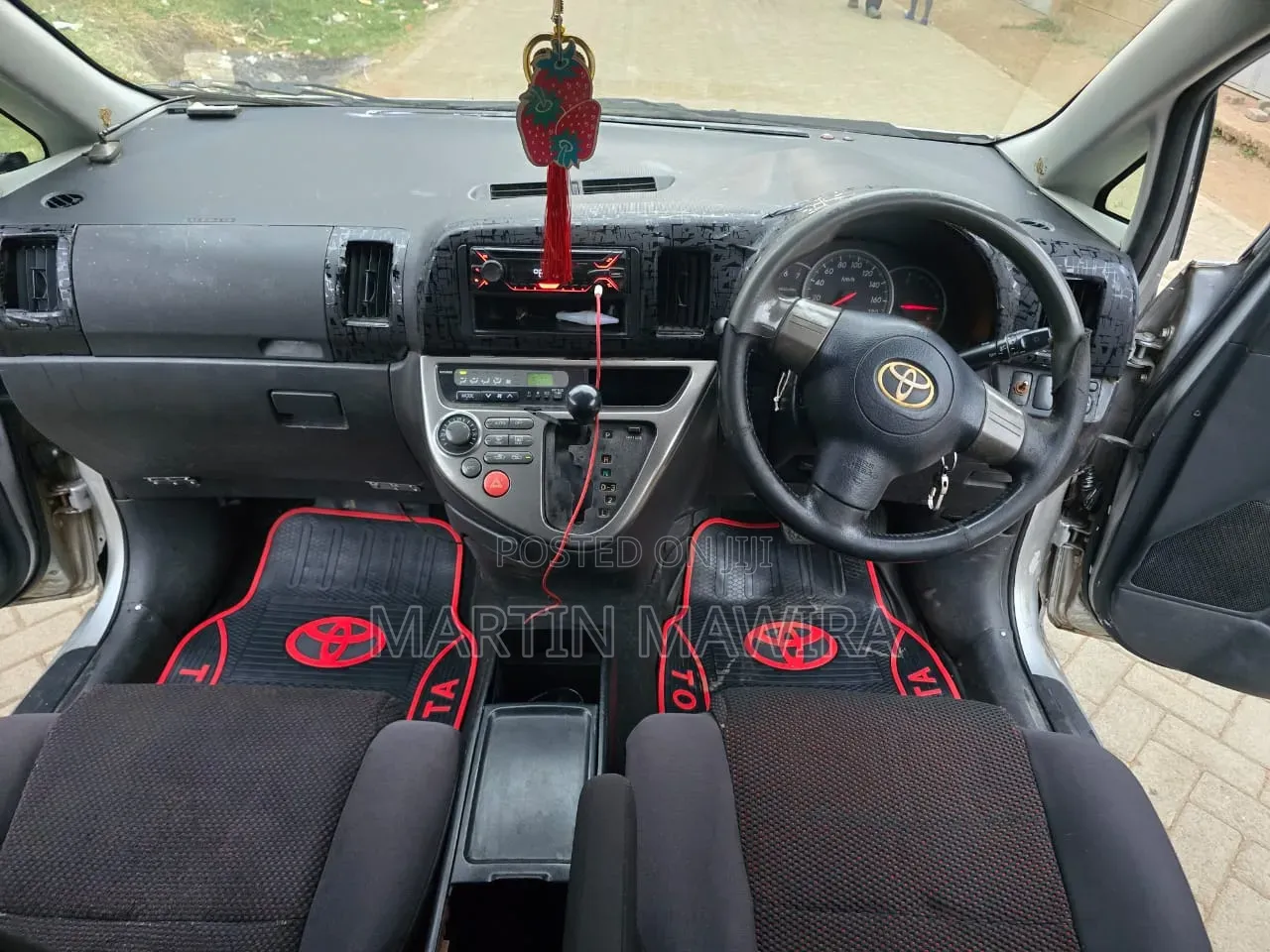 Toyota Wish 2005 Silver