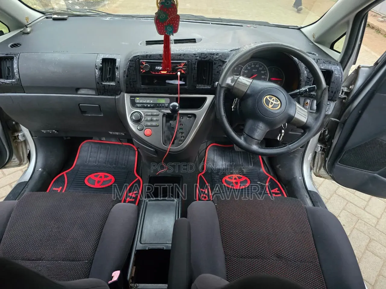 Toyota Wish 2005 Silver