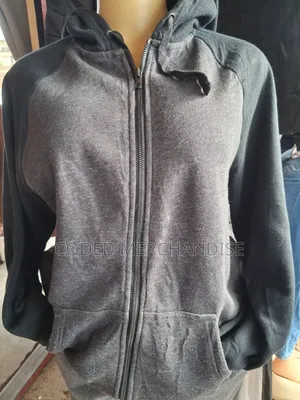 Zipped Warm Hoodie