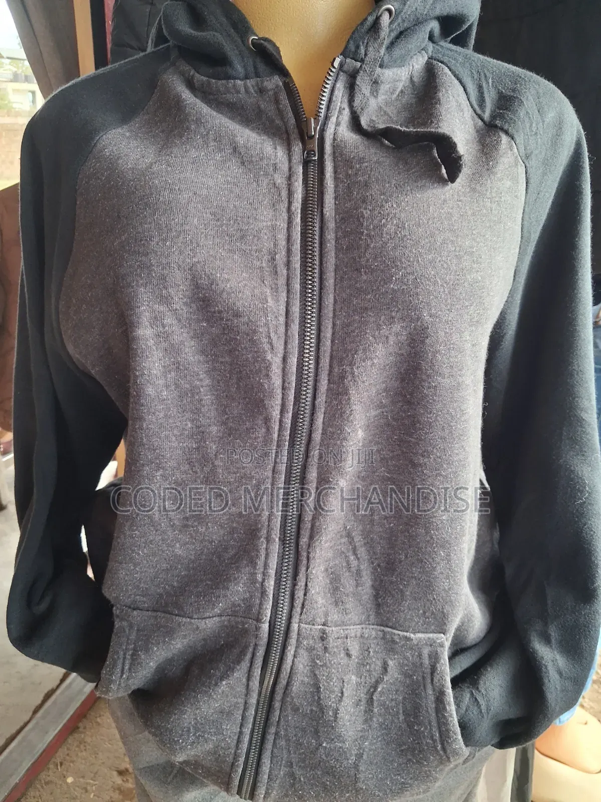 Zipped Warm Hoodie