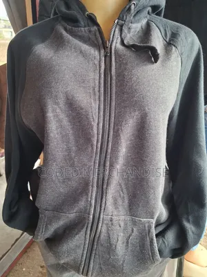 Zipped Warm Hoodie