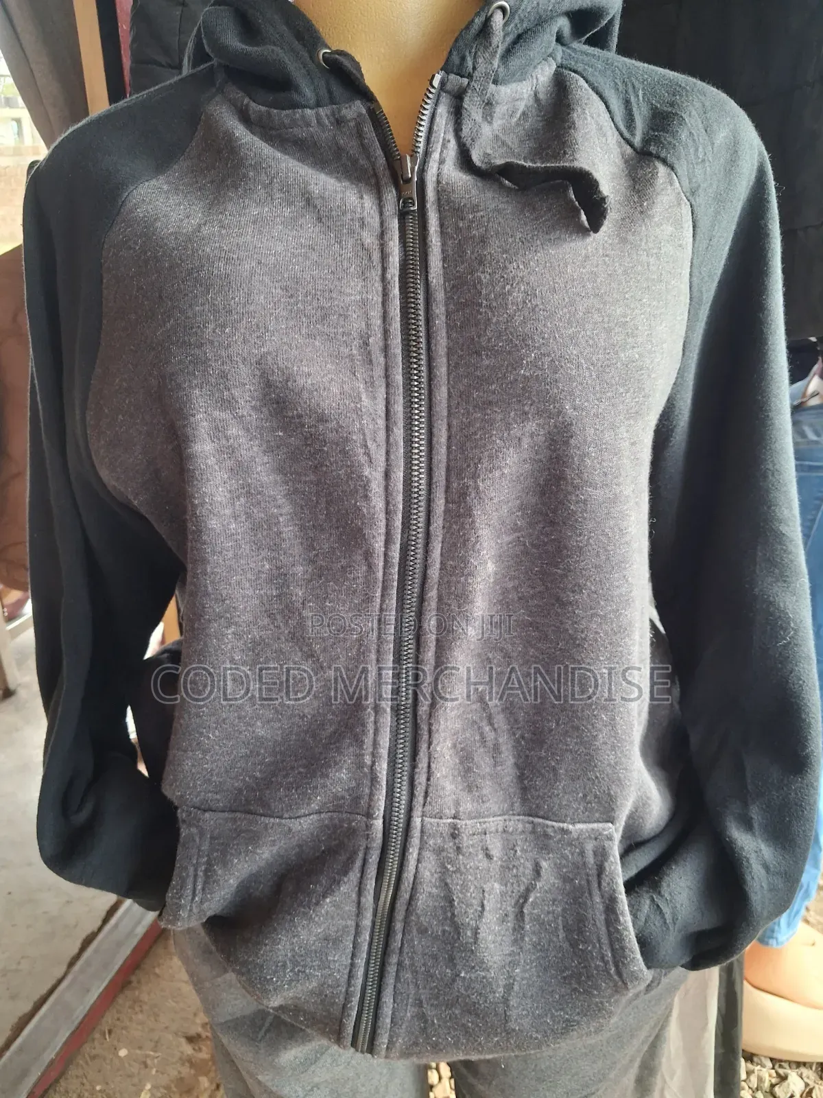 Zipped Warm Hoodie