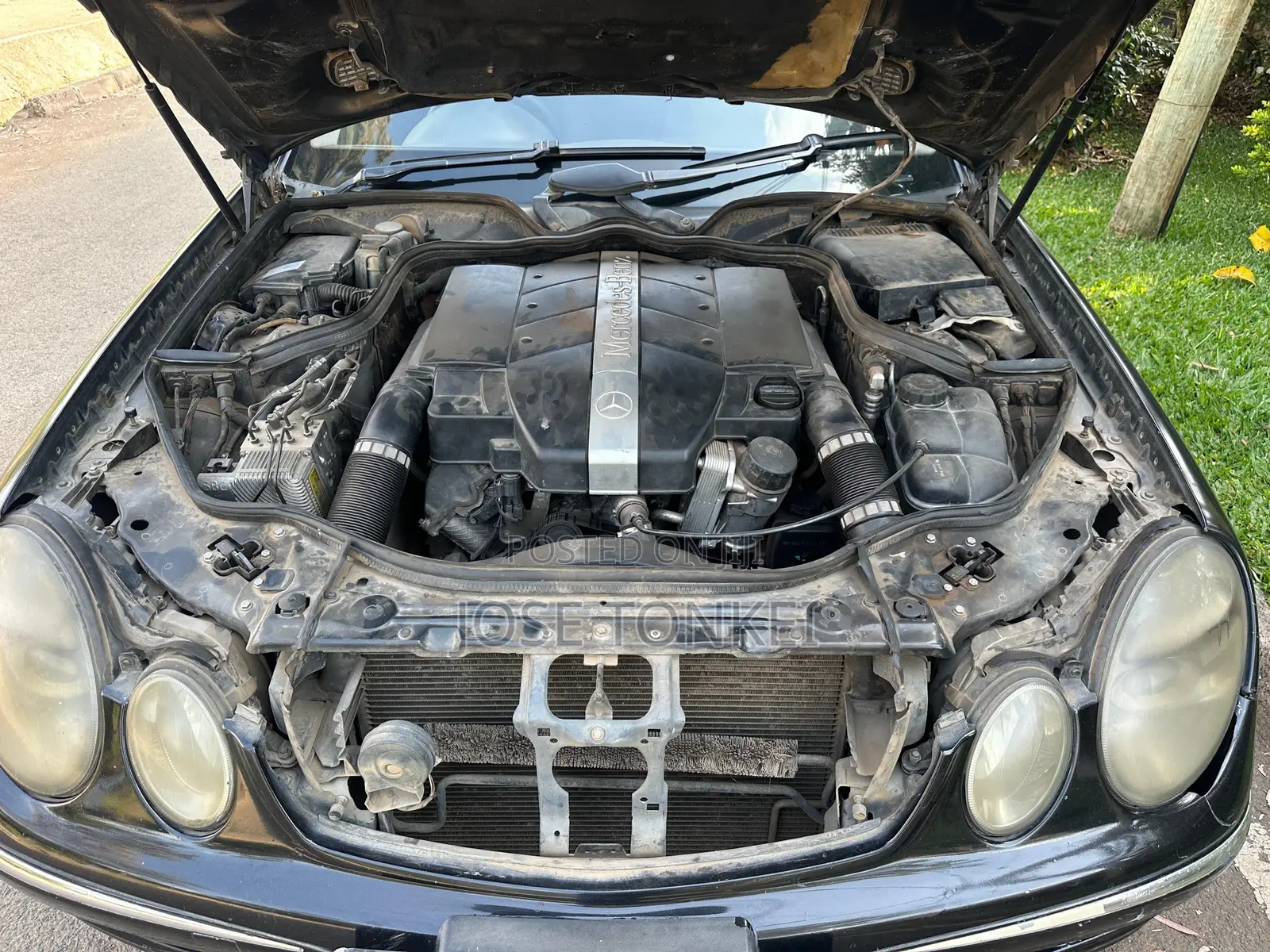 Mercedes-Benz E240 2004 Black