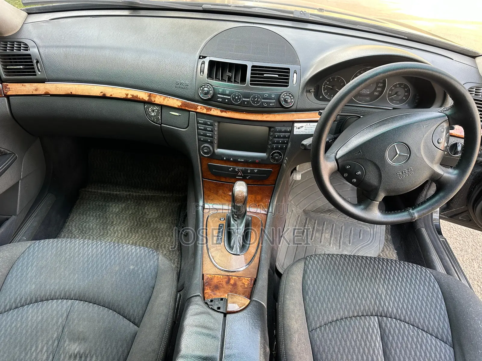 Mercedes-Benz E240 2004 Black