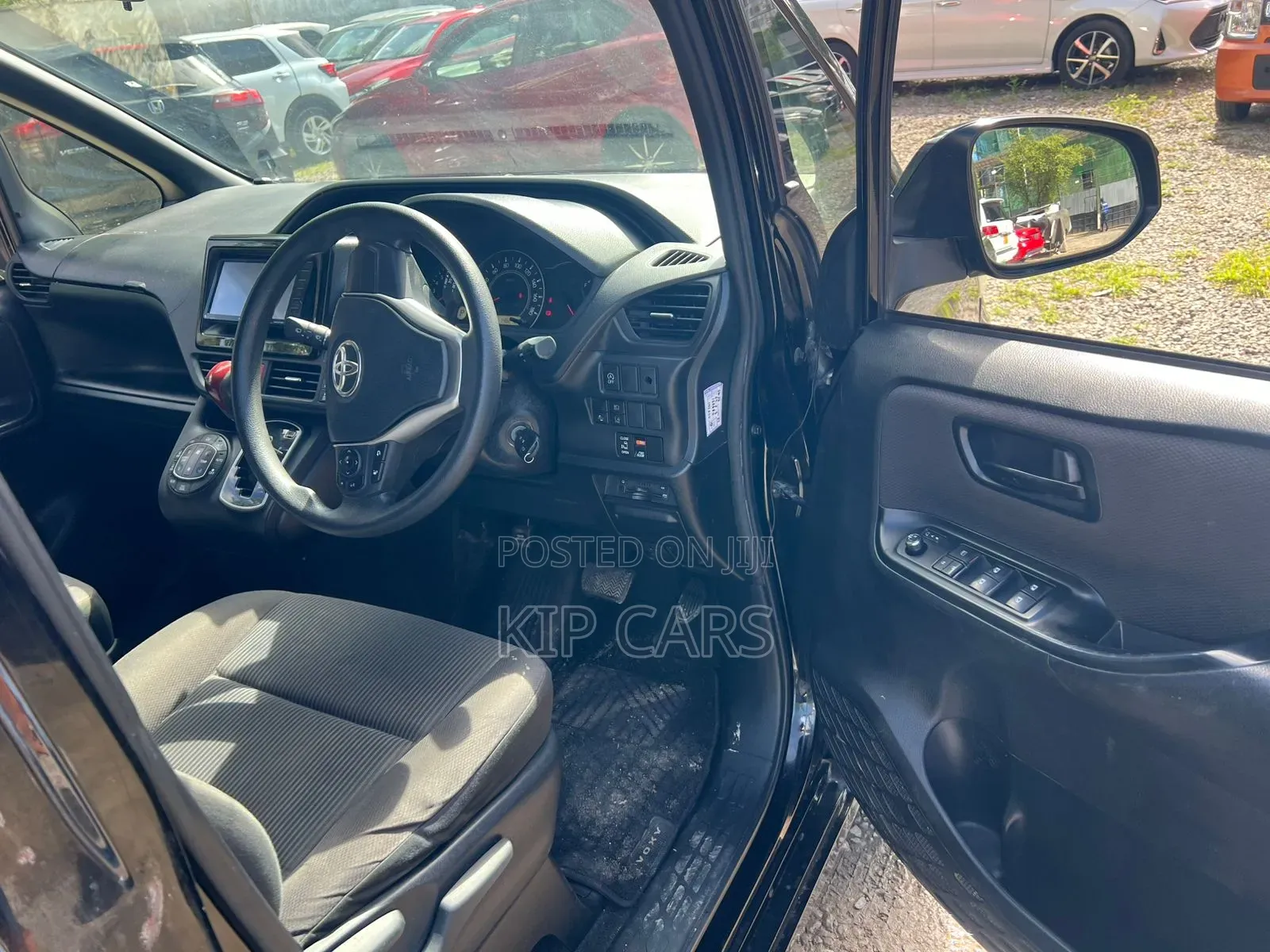 Toyota Voxy X 2WD 8-Seater 2018 Black