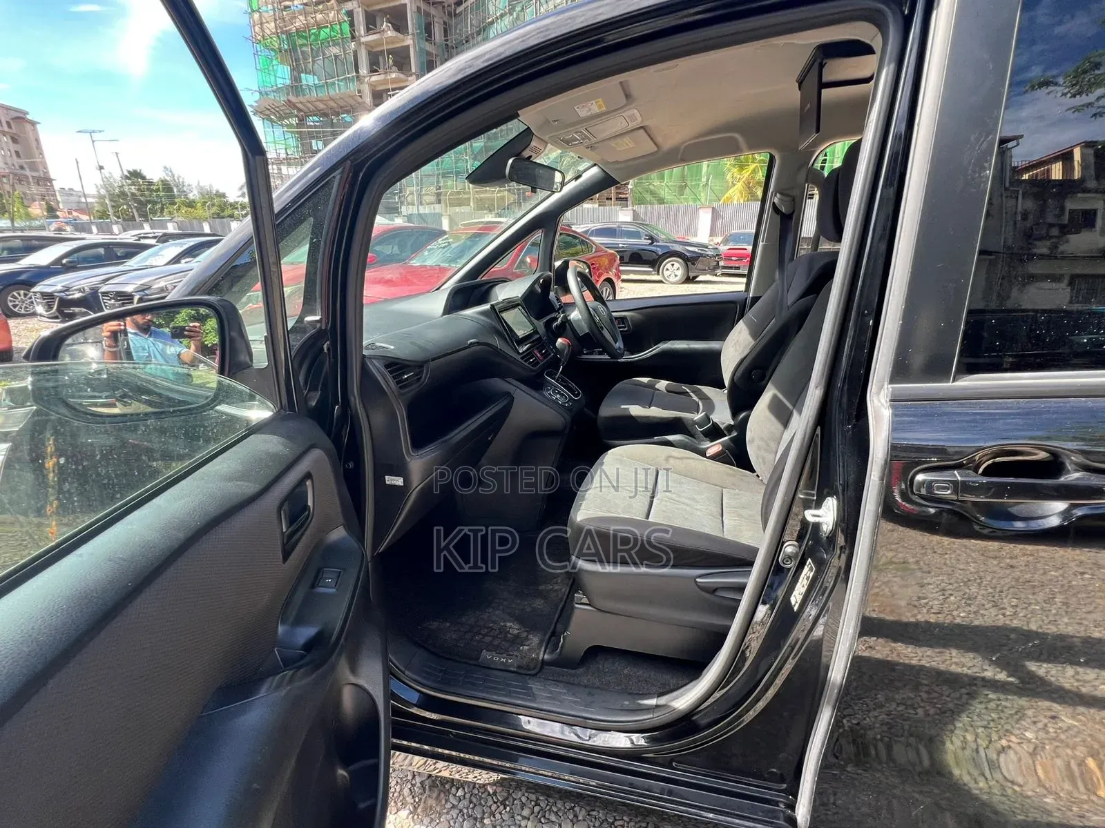 Toyota Voxy X 2WD 8-Seater 2018 Black