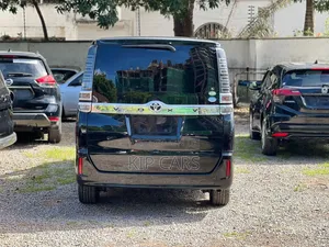 Toyota Voxy X 2WD 8-Seater 2018 Black