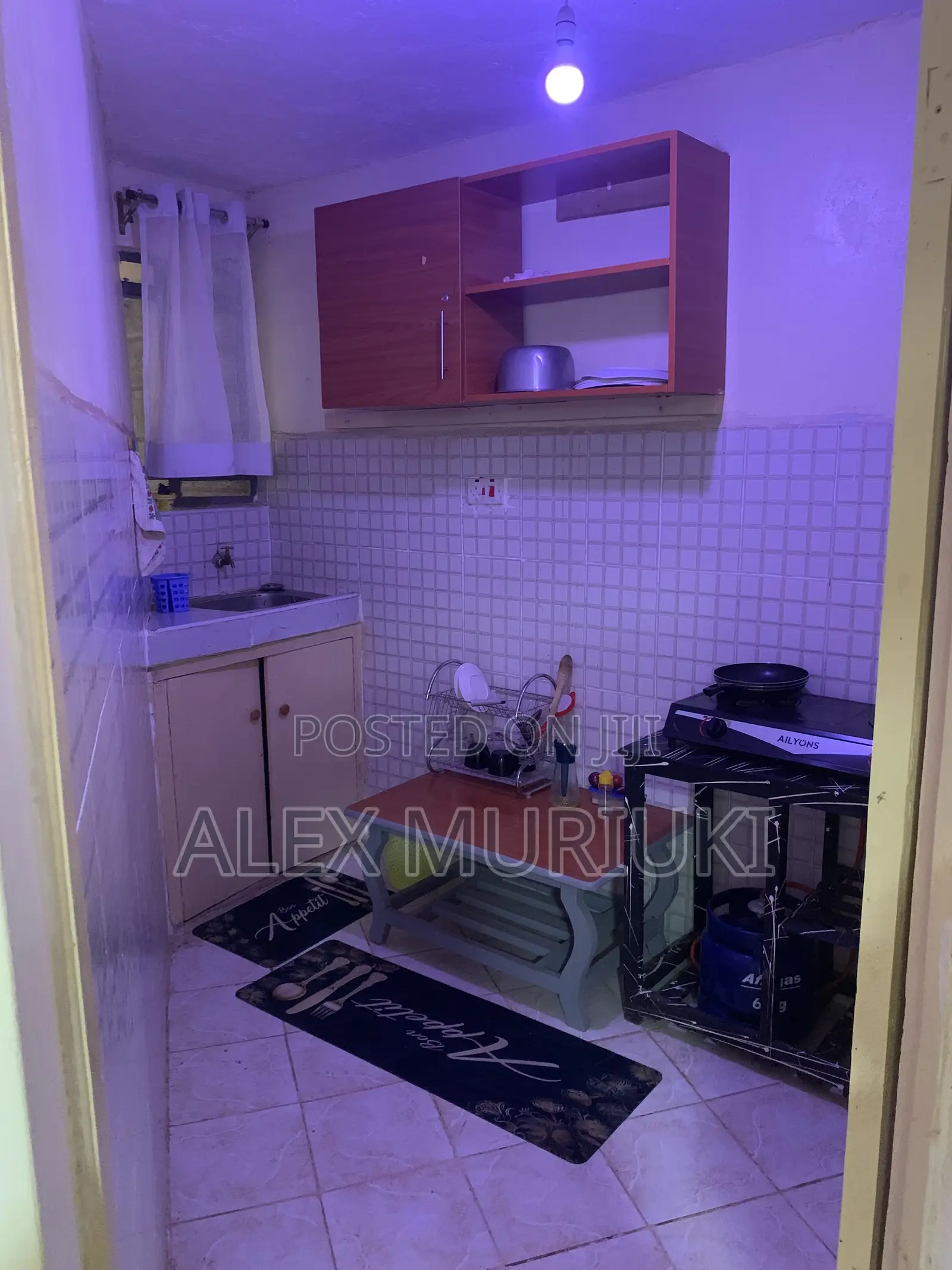 Rhine Studio BnB in Juja