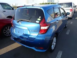 Nissan Note 1.2 Hybrid 2019 Blue