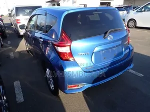 Nissan Note 1.2 Hybrid 2019 Blue
