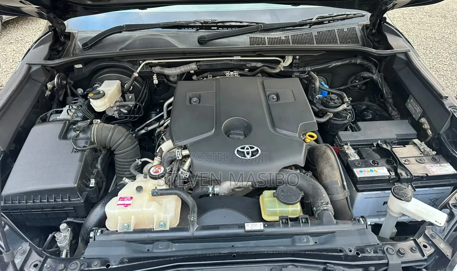 Toyota Hilux 2018 Black