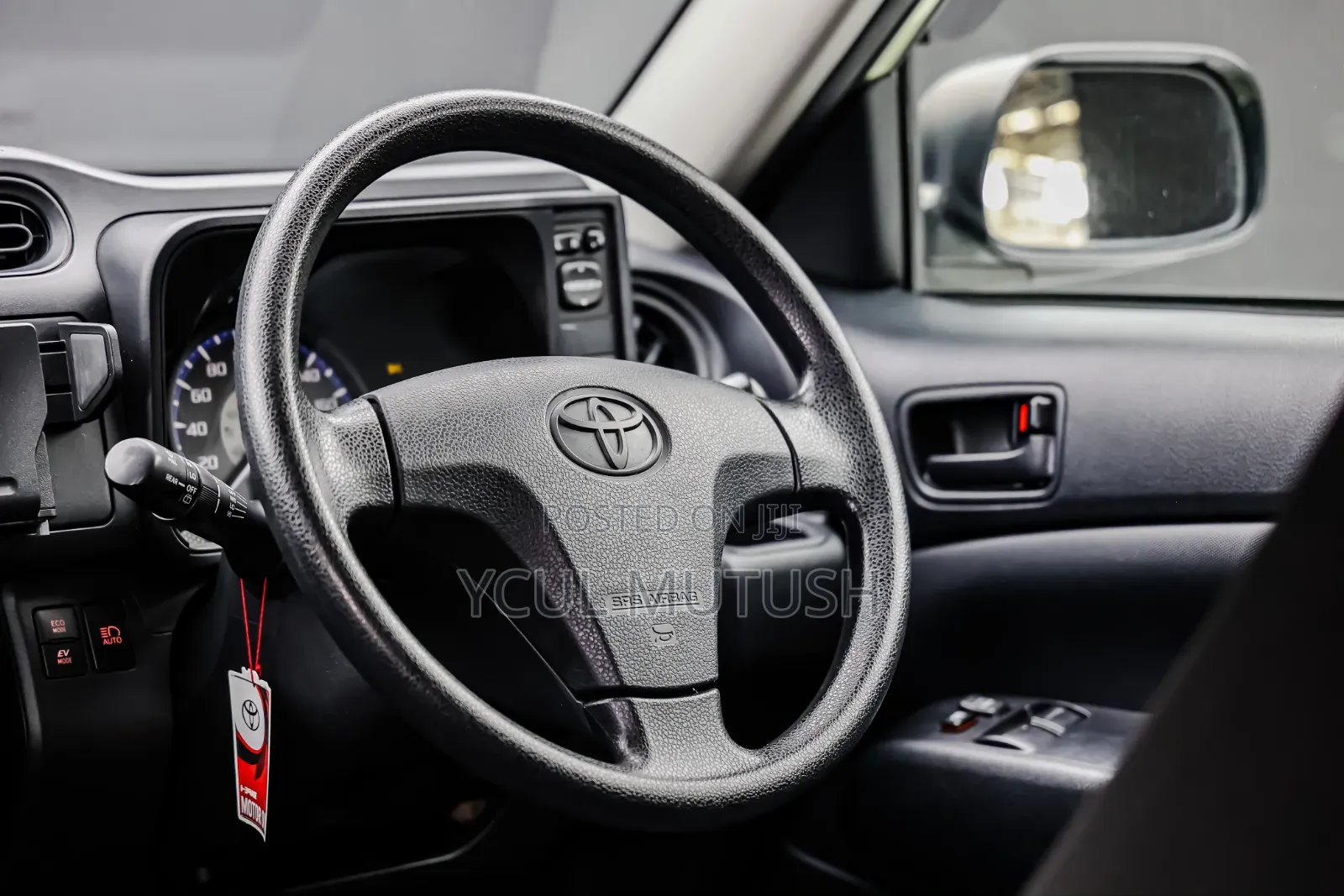 Toyota Probox 1.5 Hybrid DX Comfort 2019 Green