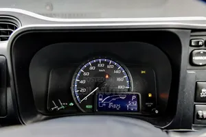 Toyota Probox 1.5 Hybrid DX Comfort 2019 Green