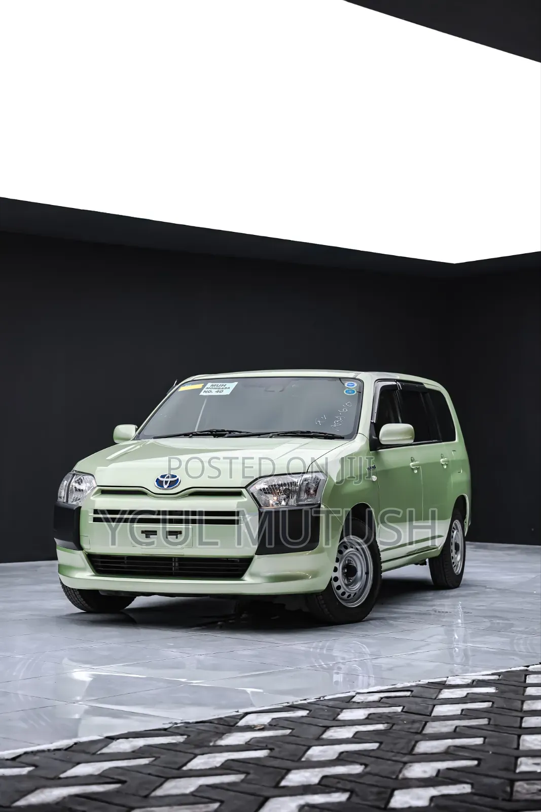 Toyota Probox 1.5 Hybrid DX Comfort 2019 Green